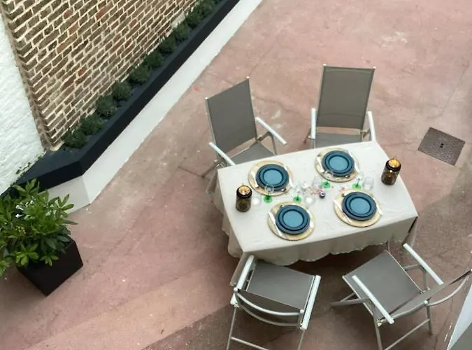 Le 16 D'hote * Friville-Escarbotin