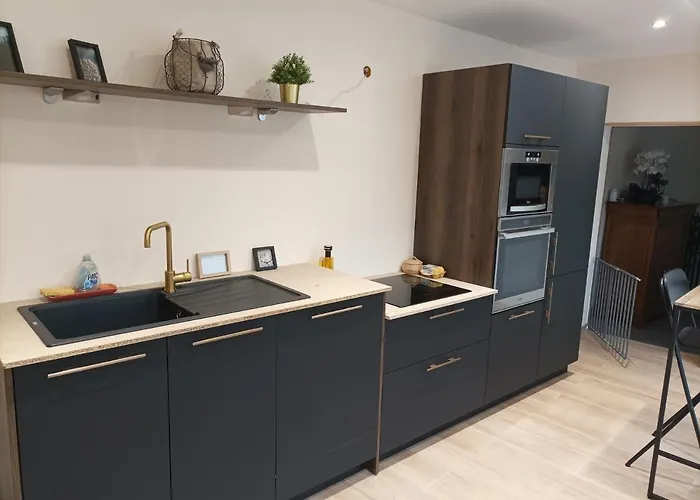 Le 16 D'hote Bed & Breakfast *